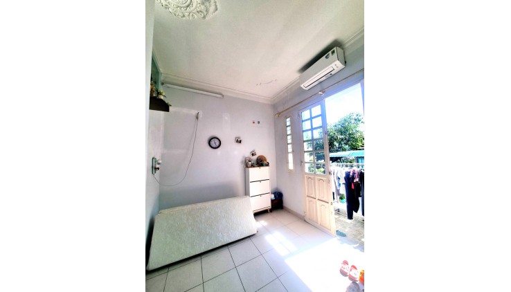 Bán nhà 2 Tầng 49m2_4x13m Vị Trí Đẹp Gần Phạm Văn Đồng Hiệp Bình Chánh Thủ Đức Chỉ 3,99 tỷ